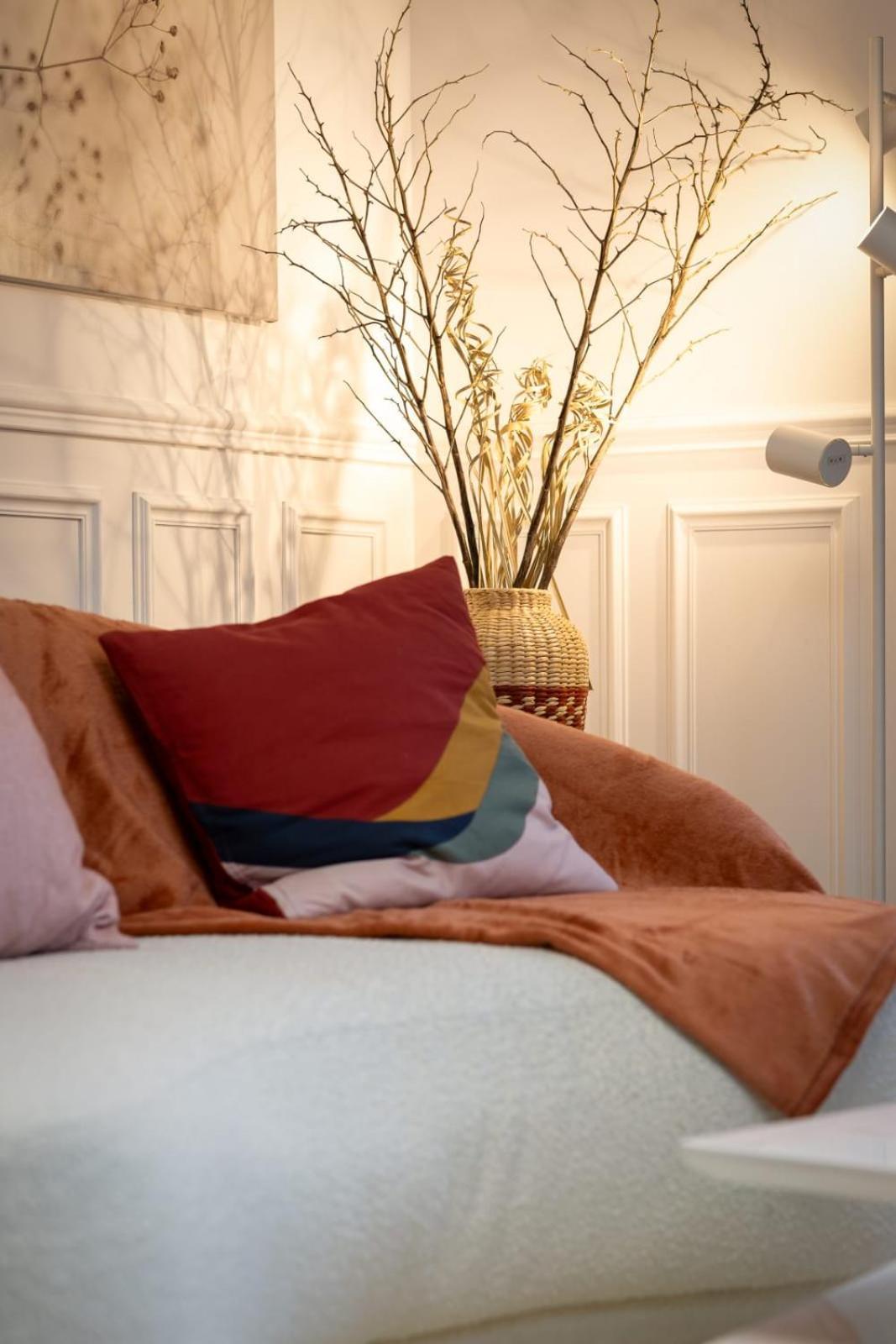 Rose Ecrin De Charme Avec Parking Terrasse Privee Et Jardin Partage Διαμέρισμα Grand-Couronne Εξωτερικό φωτογραφία