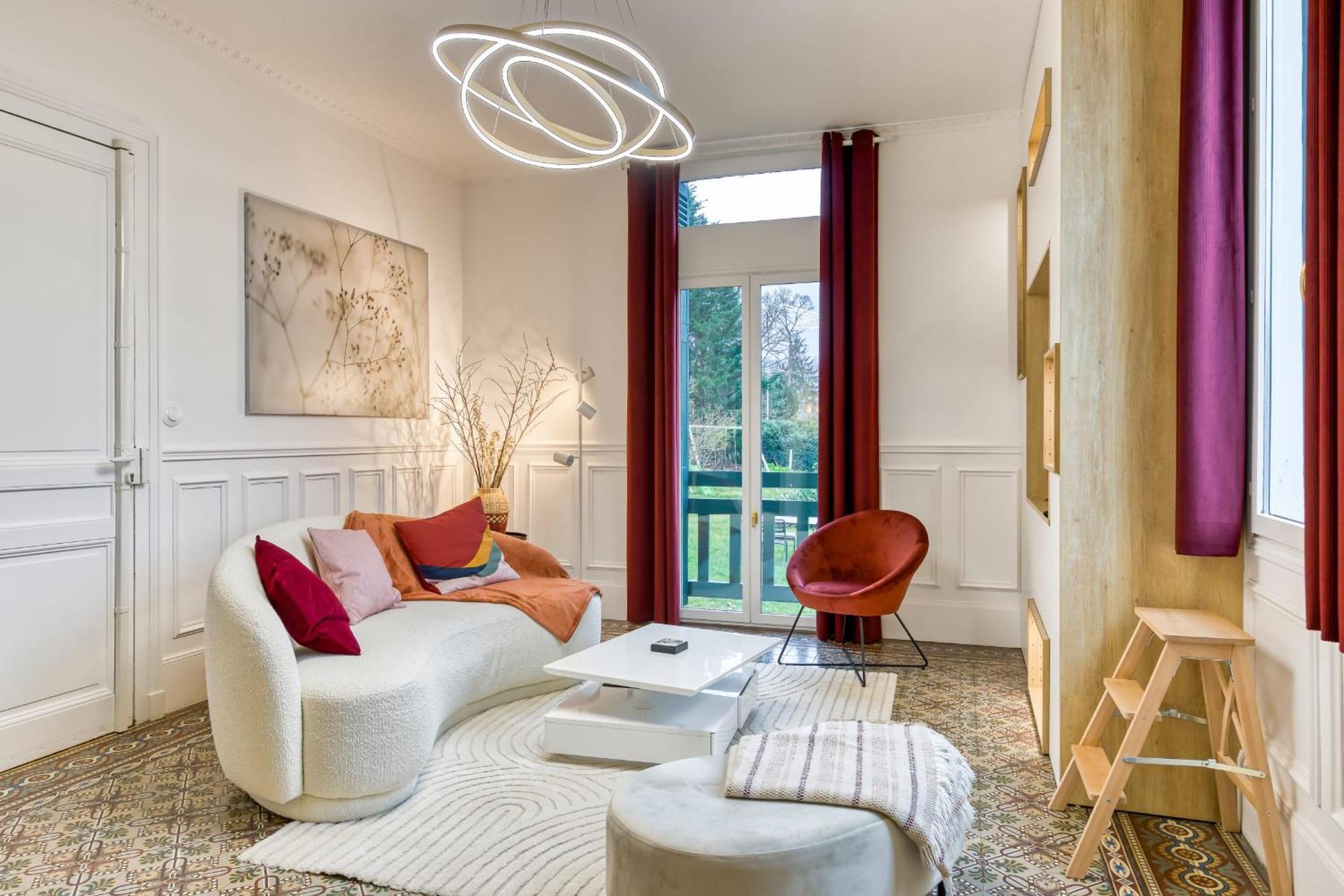 Rose Ecrin De Charme Avec Parking Terrasse Privee Et Jardin Partage Διαμέρισμα Grand-Couronne Εξωτερικό φωτογραφία